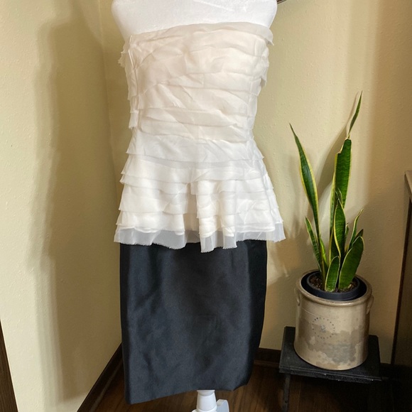 Ann Taylor Dresses & Skirts - Ann Taylor strapless dress Size 14